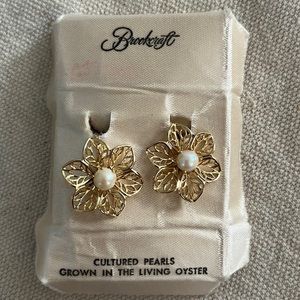Vintage Brookcraft‎ Cultured Pearl Earrings